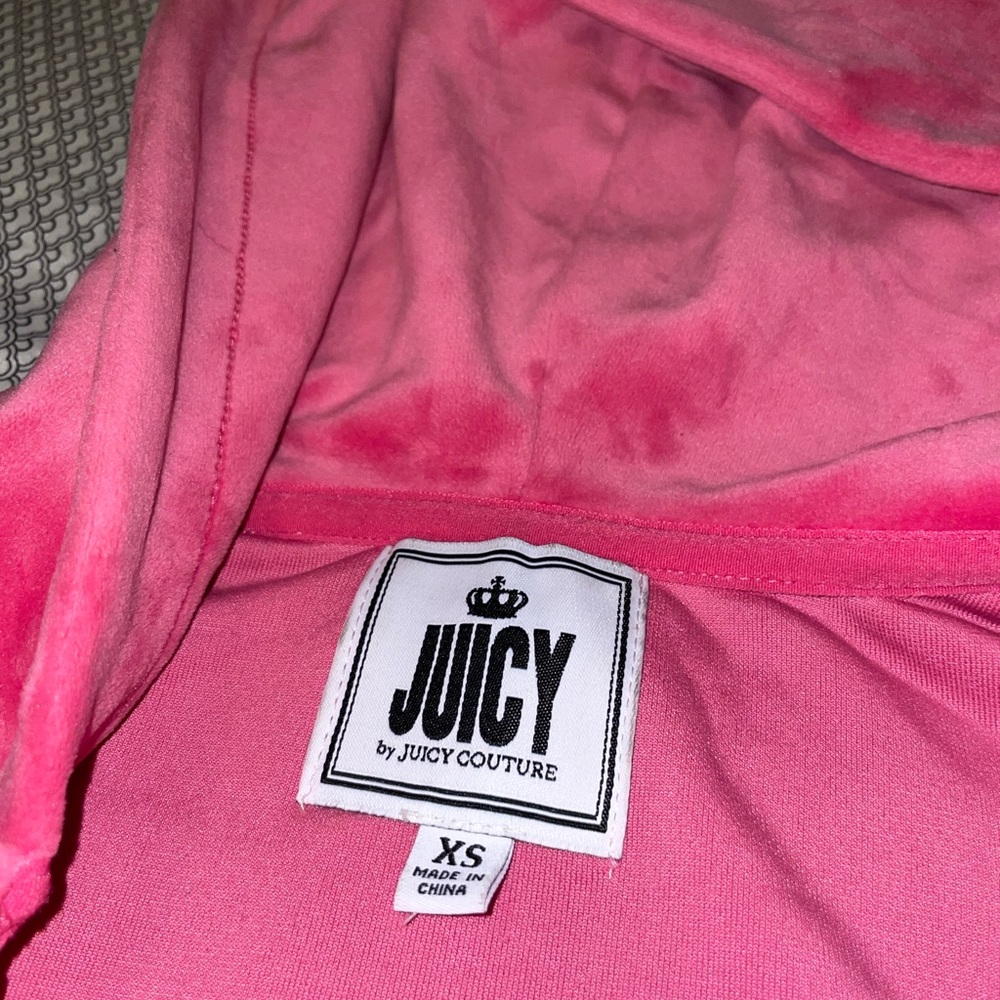 Brand new sweater - Picture 6 of 7